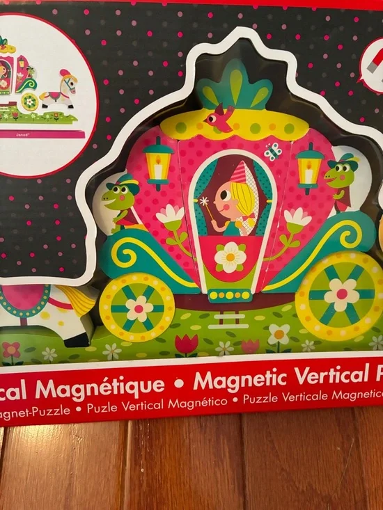 NWT Janod Pink & Green Magnetic Vertical Puzzle - Princess Carriage - Picture 9 of 12